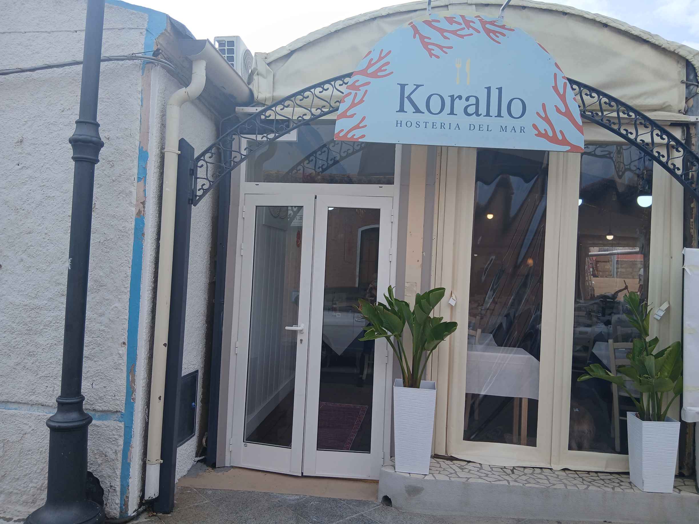 Ristorante sardo con terrazza a Palau